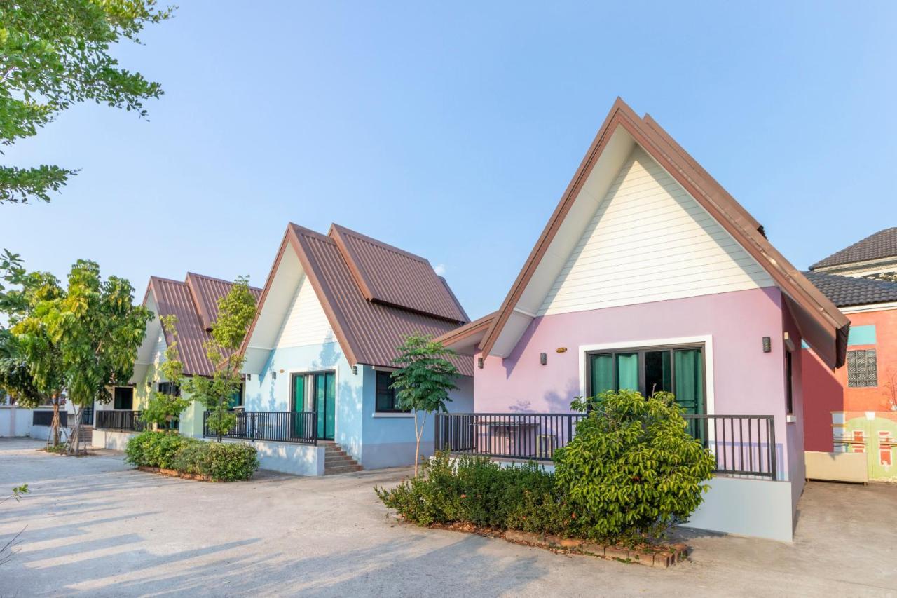 Oyo 798 Reurn Mareena Resort Nakhonratchasima Dış mekan fotoğraf